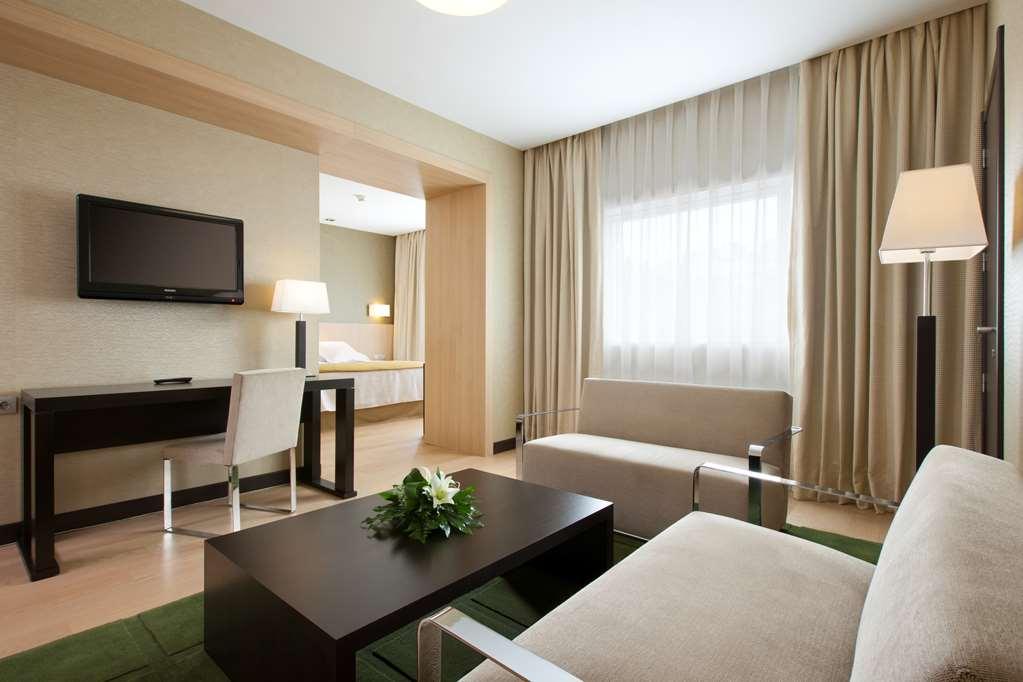 Nh Ribera Del Manzanares Hotel Madrid Værelse billede
