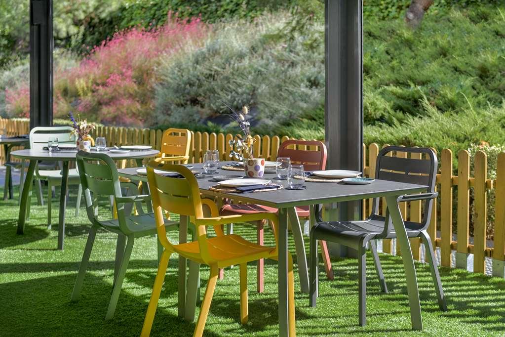 Nh Ribera Del Manzanares Hotel Madrid Eksteriør billede