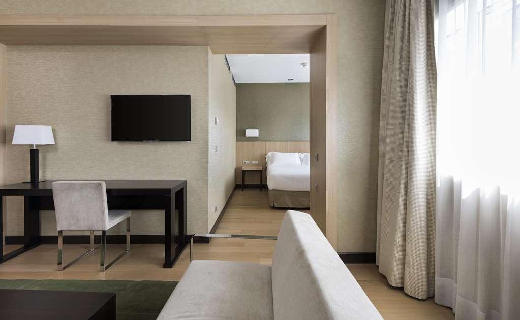Nh Ribera Del Manzanares Hotel Madrid Værelse billede