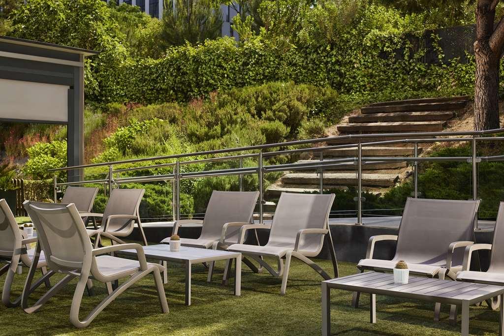 Nh Ribera Del Manzanares Hotel Madrid Eksteriør billede