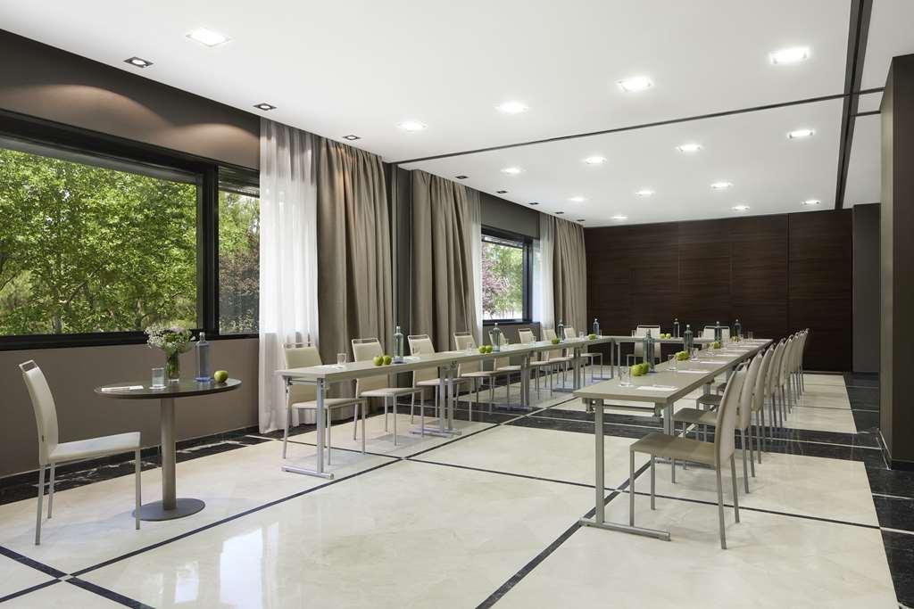 Nh Ribera Del Manzanares Hotel Madrid Faciliteter billede